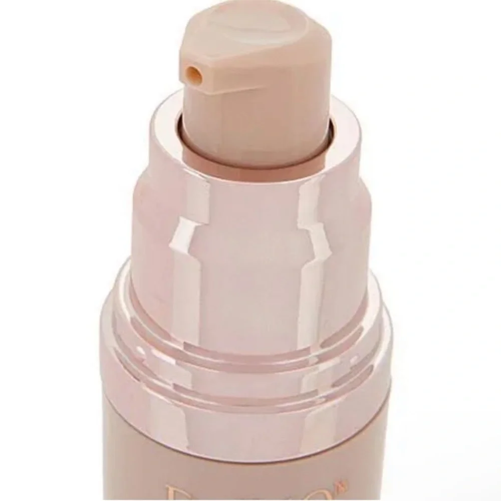 DOLL 10 Hydralux Smoothing Foundation Tan